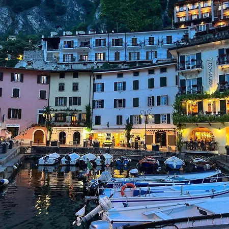 Castello Only לינה וארוחת בוקר לימונה סול גרדה