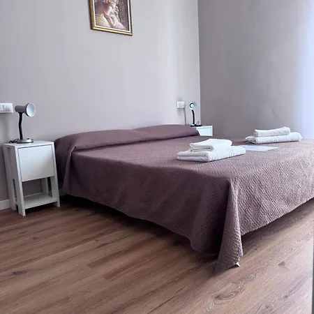 Castello Only فندق مبيت وإفطار